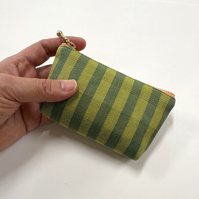 手織り小銭入れ（32）